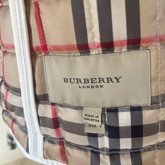 Burberry Womens White Jacket Size 6 - Picture 3 of 7